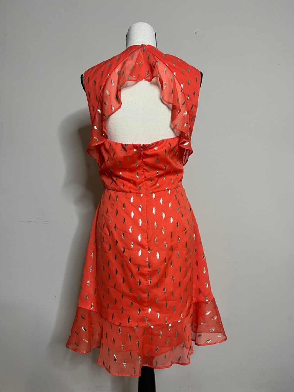 🍑🧶🥭🏵️Hutch Coral Mini Dress with Metallic Leaf Accents - Picture 3 of 4